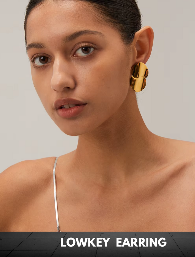 LowKey Curv Earrings