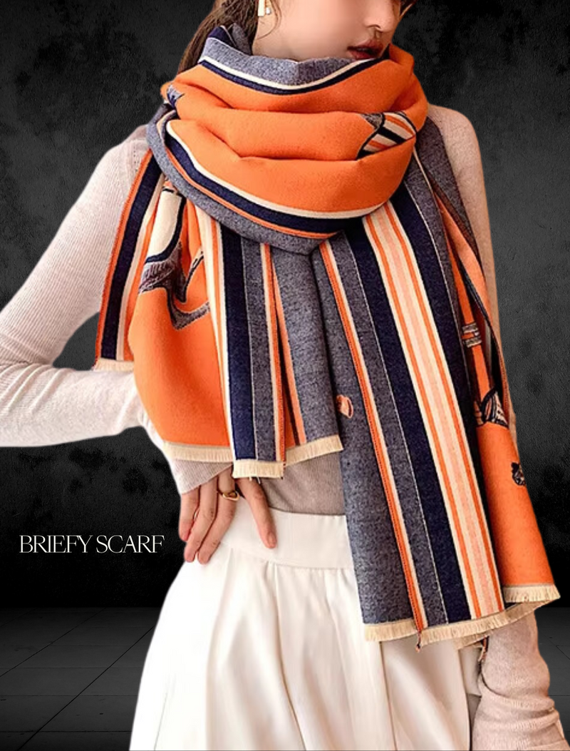 Briefy Scarf